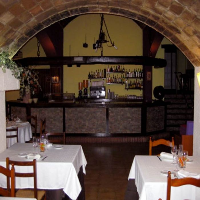 restaurante-caves-rekondo01